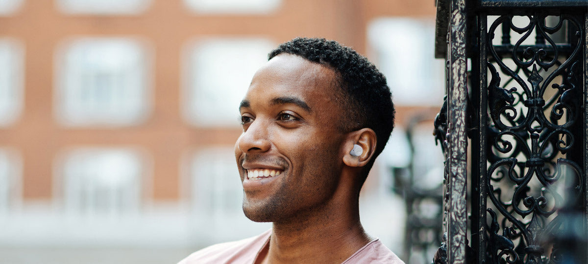 Gumy mini wireless earphones HA-A5T-W in coconut white