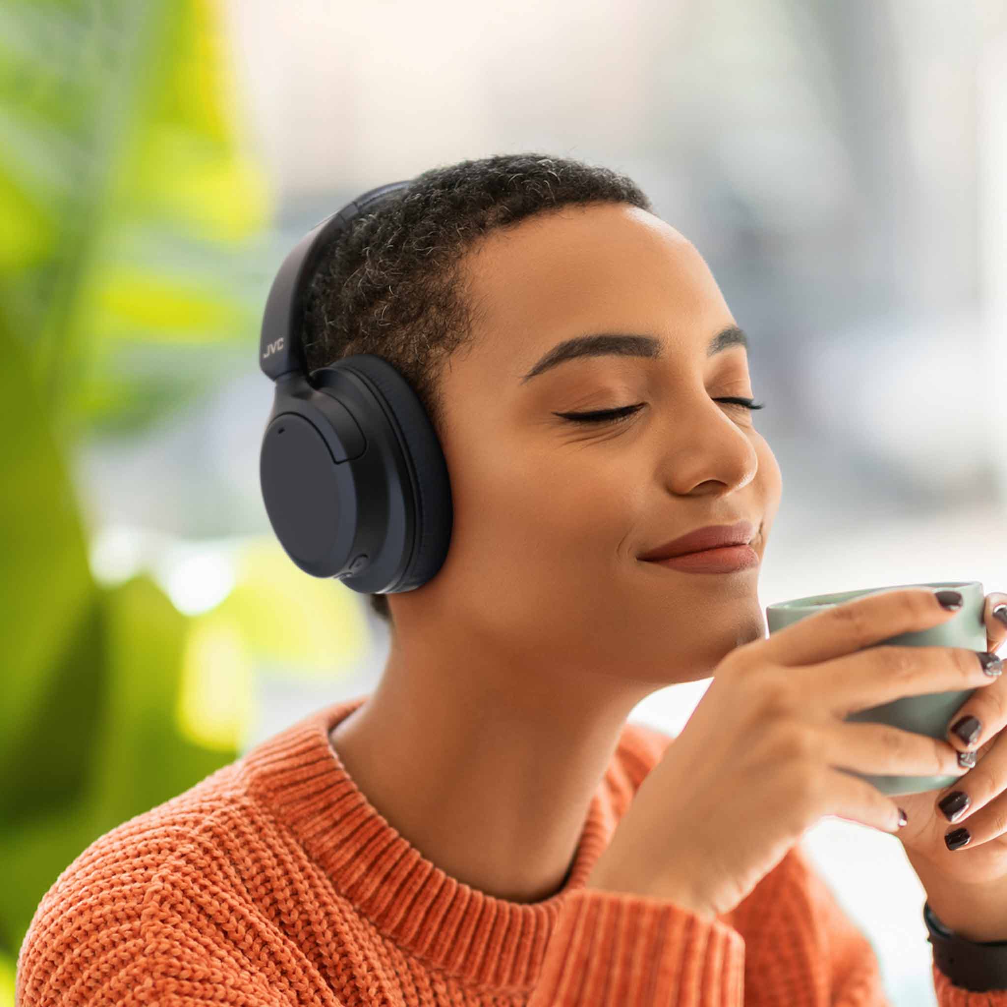 HA-S95N NEW Hybrid Noise Cancelling Wireless Around-Ear Headphones